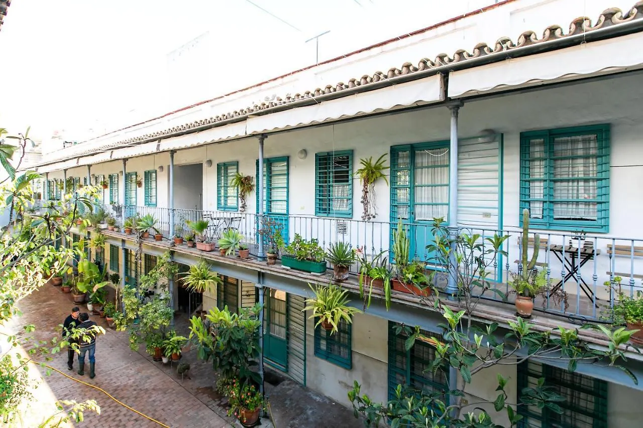 Apartamento 3 Dormitorios En Calle San Vicente. Seville 0*,  Spain